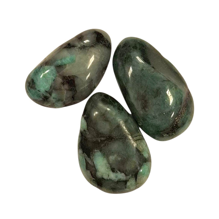 GeoFossils Emerald Drilled Tumble Stone – deep green crystal with horizontal drill hole for emotional healing, abundance and heart wisdom


