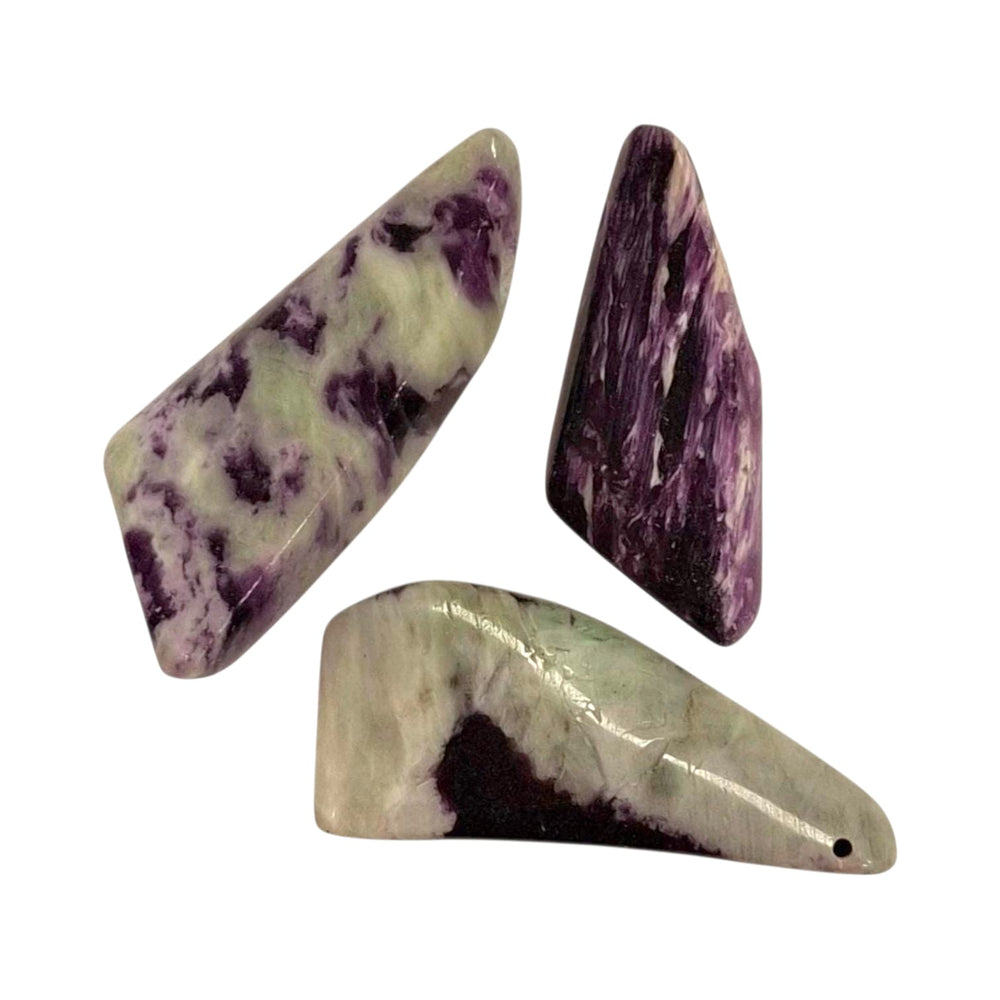 Kammererite drilled tumble stone pendant on a black cord – rare violet and green crystal for intuition, protection and chakra alignment