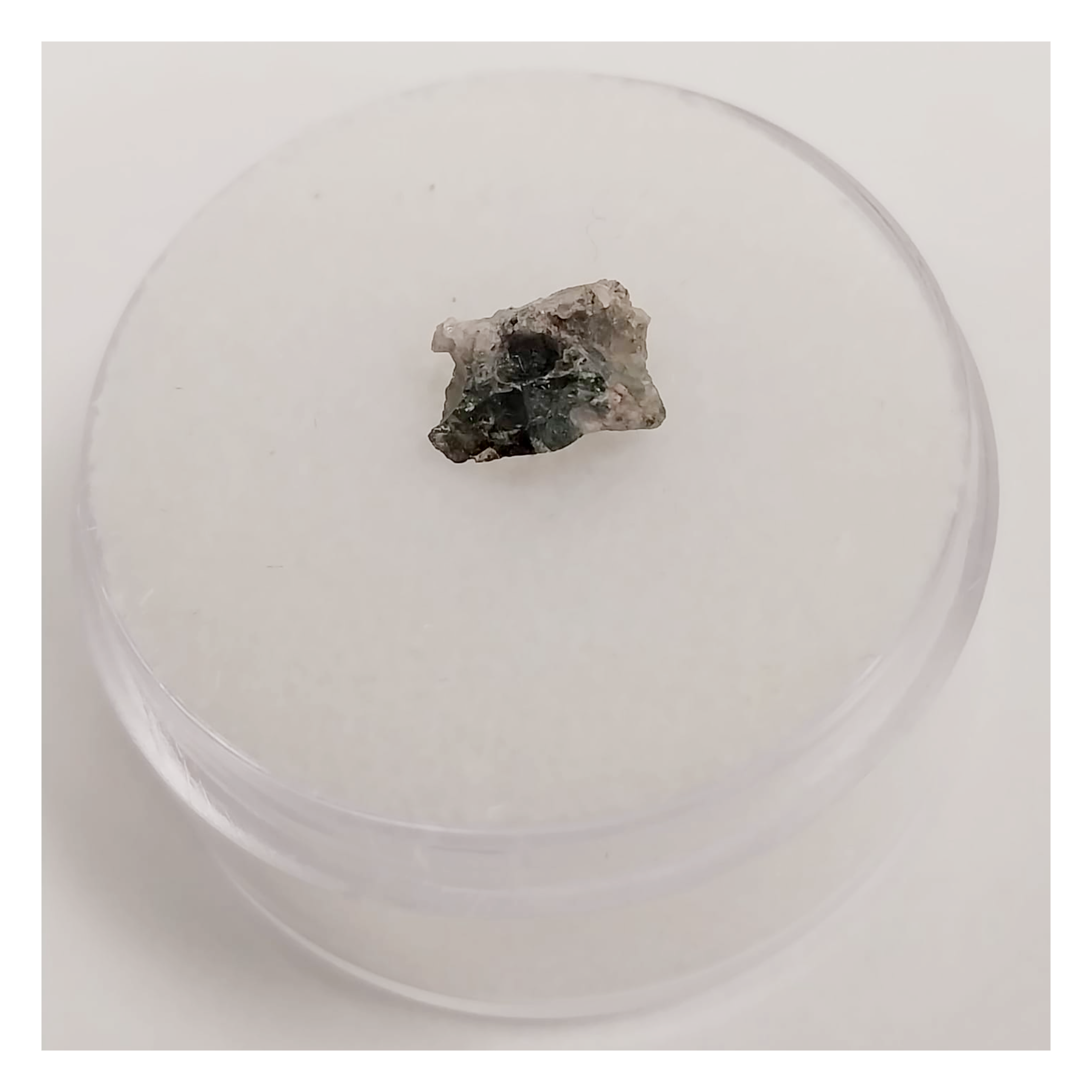 Trinitite nuclear glass specimen from Trinity Test Site New Mexico Ralph Emerson Pray Collection
Historic Trinitite specimen formed during the 1945 Trinity atomic bomb test
Green Trinitite nuclear glass with natural vesicles from Trinity test site
Rare Trinitite glass specimen associated with the Manhattan Project
Collector specimen of Trinitite from New Mexico Trinity nuclear test site