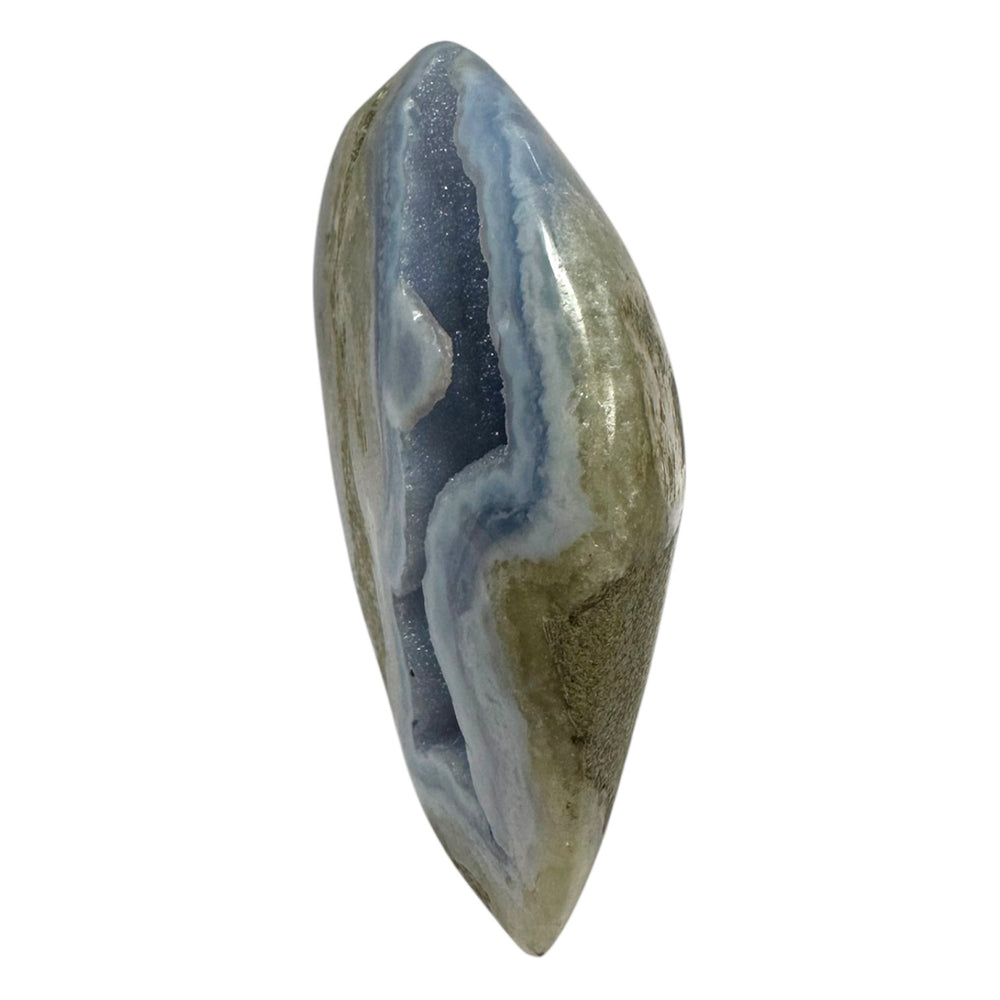 Blue Lace Agate Geode – Calming Crystal for Communication & Emotional Balance
