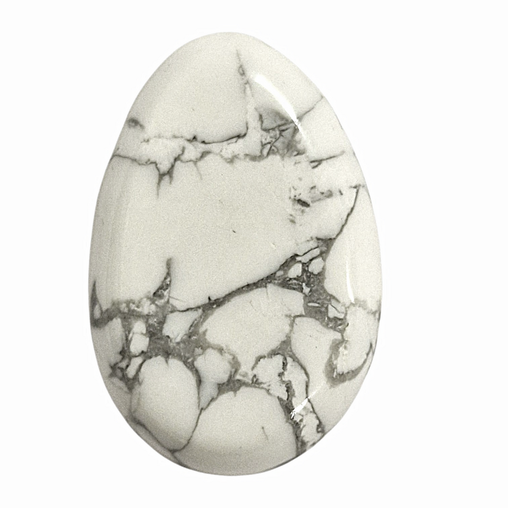 GeoFossils Howlite crystal – drilled tumble stone for calm and clarity