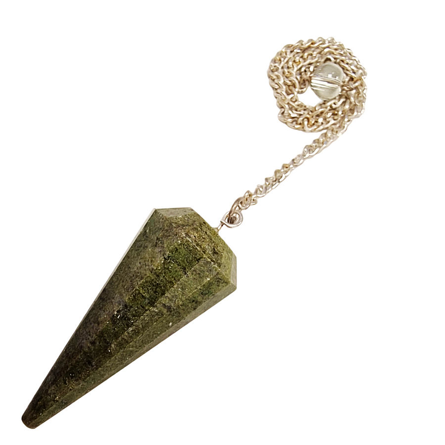 Grossular Garnet pendulum for heart chakra healing and guidance