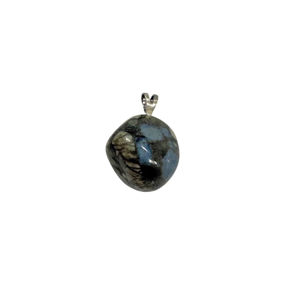 GeoFossils Que Sera Sterling Silver Pendant – Brazilian multi-coloured Que Sera crystal in sterling silver setting – calming and balancing jewellery – handmade in the UK