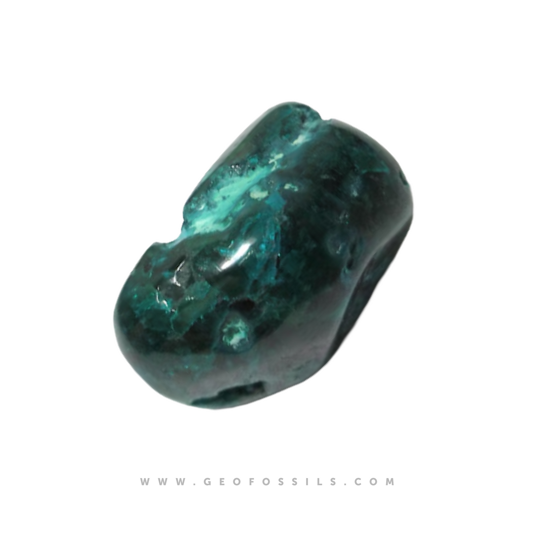 GeoFossils Dioptase Tumble Stone – close-up highlighting natural green variation with chrysocolla inclusion and polish