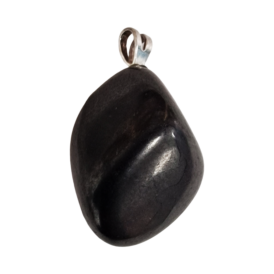 GeoFossils Shungite Sterling Silver Pendant – Russian black protective crystal in sterling silver – grounding, EMF protection, and purification jewellery – handmade in the UK.