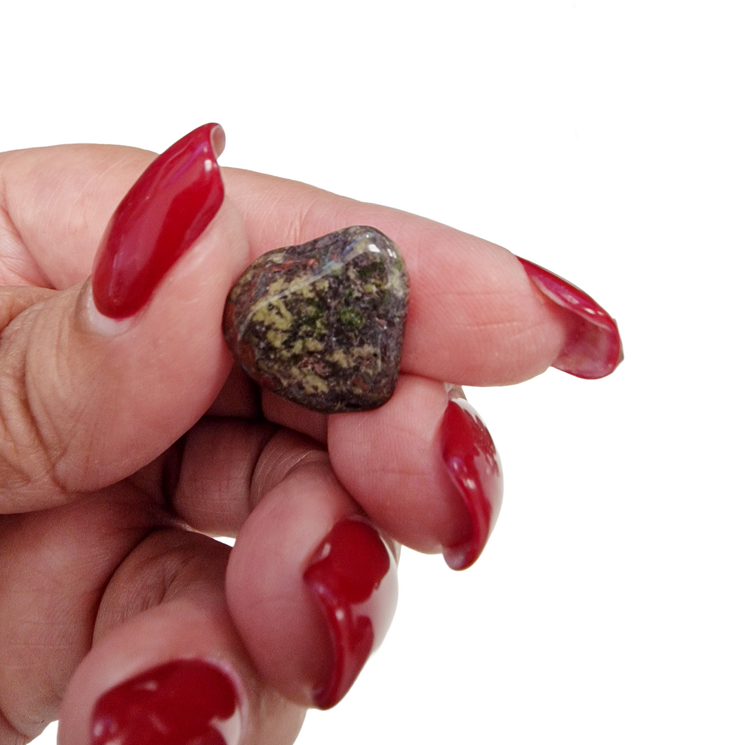 GeoFossils Dragons Blood Tumble Stone – close-up of polished jasper displaying vibrant earthy tones