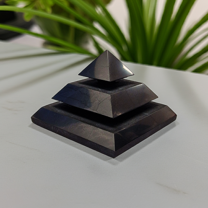 Saqqara Shungite Pyramid 40mm