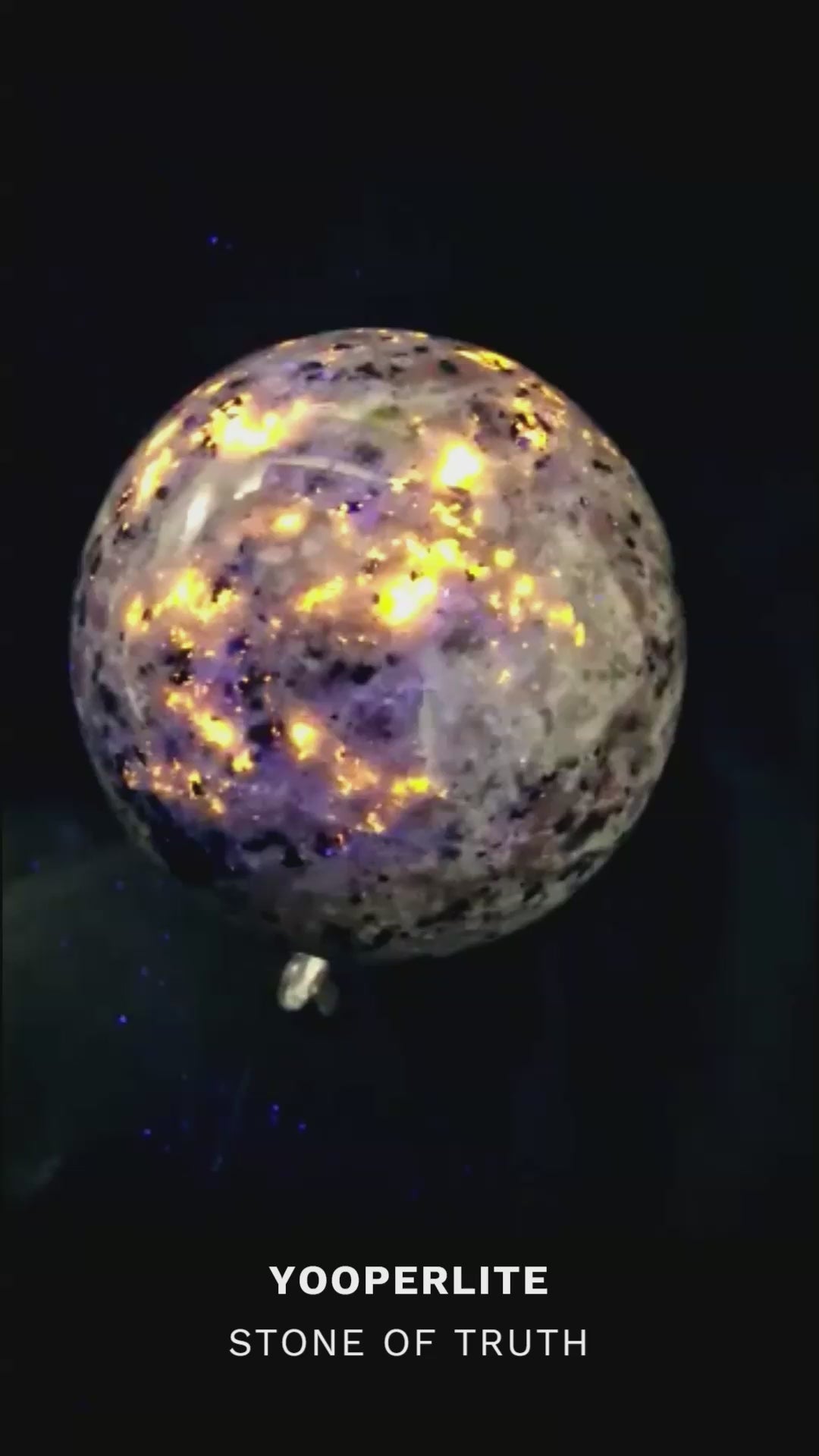 GeoFossils Yooperlite Video of UV Reaction Sphere