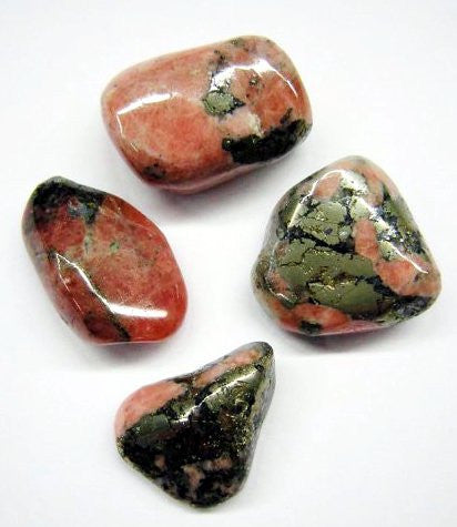 Pyrite, Triplite & Wagnerite Tumble Stone 20-25mm (1)